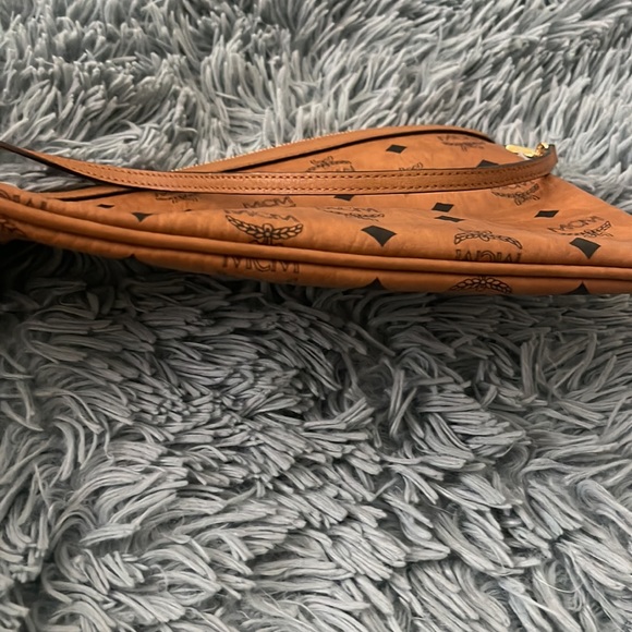 SOLD-MCM Designer Pouch Wristlet with  Shoulder Strap Brown Black - Picture 5 of 6